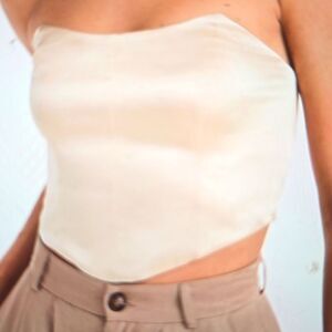 - Reformation Maha Silk Top $148 Color: Ivory. Size